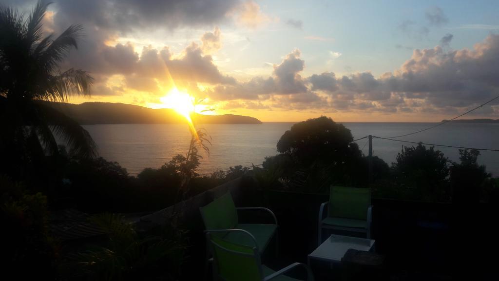 Meryem La Trinité Buitenkant foto