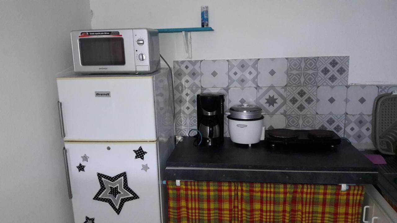 Meryem La Trinité Buitenkant foto